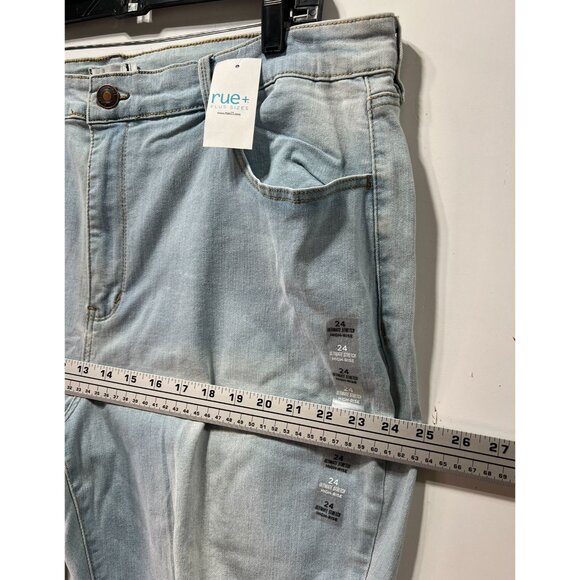 Rue 21 - Women's High-Rise Ultimate Stretch Jeans - Light Blue - 24 - Picture 4 of 16